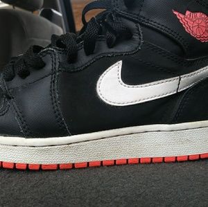 Retro 1 black white and pink jays